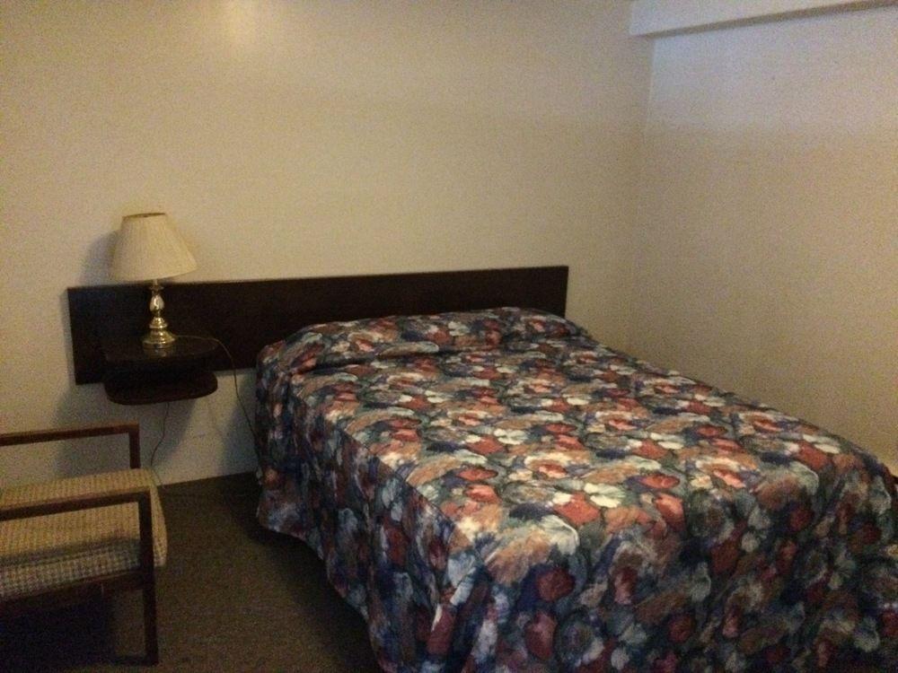 Sunset Motel ポート・アルバーニ エクステリア 写真