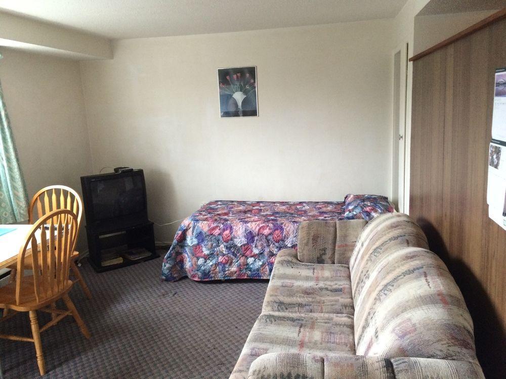Sunset Motel ポート・アルバーニ エクステリア 写真