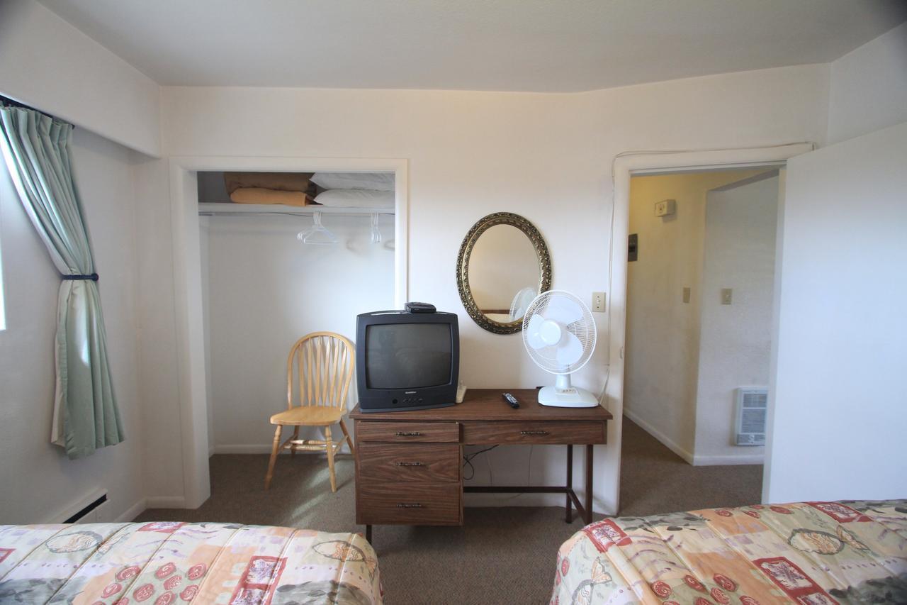 Sunset Motel ポート・アルバーニ エクステリア 写真
