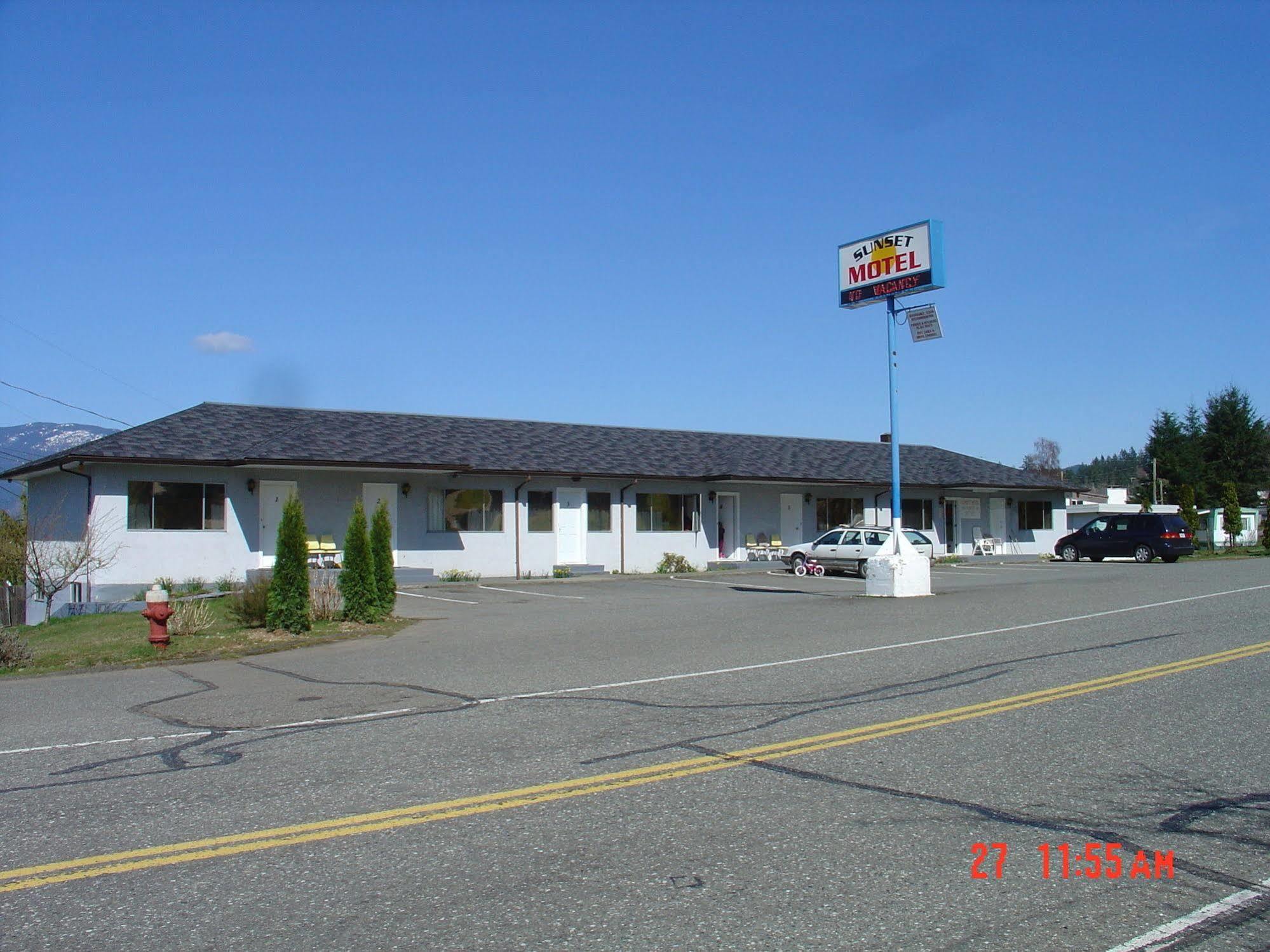 Sunset Motel ポート・アルバーニ エクステリア 写真